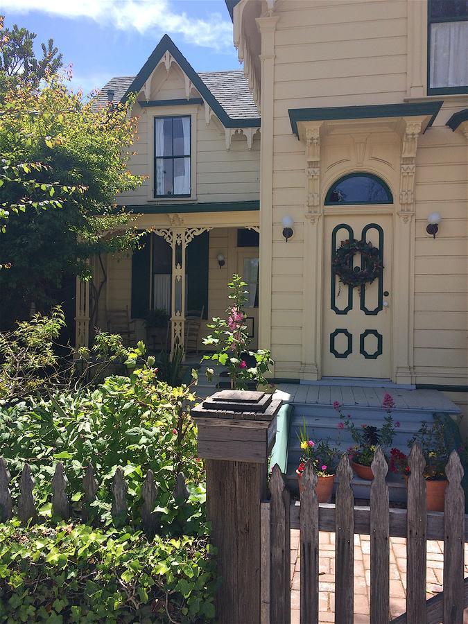 The Squibb Houses Bed & Breakfast Cambria Exterior photo